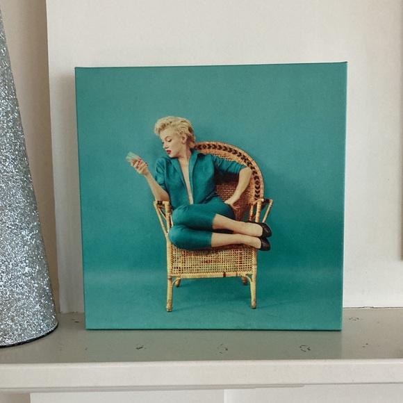 Retro Marilyn Print on Canvas - Picture 7 of 8